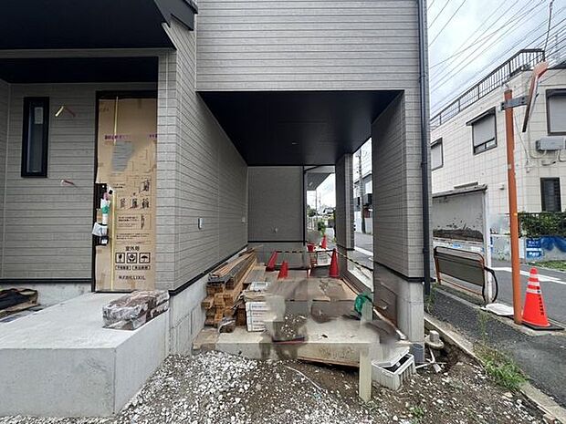 「ビルトイン駐車場(現況)」