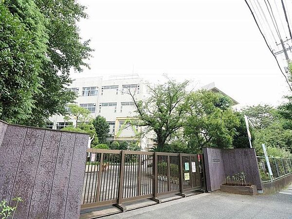 市川市立新浜小学校 新浜小学校 714m
