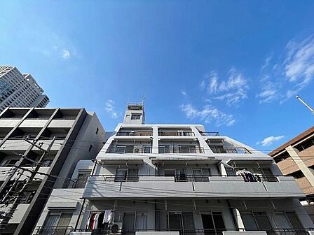 「眺望」心地よい風を感じながら、青空を眺め一息つくことのできる住空間です。