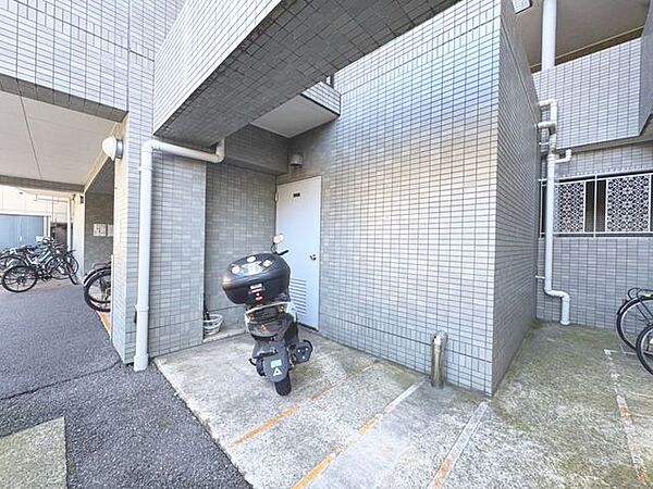 「バイク置場」詳細要確認