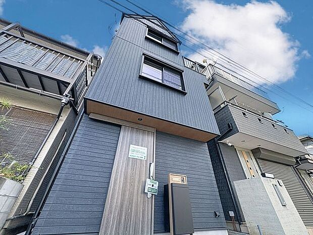 「居心地の良い住まい」生活を彩る設備、豊富な収納、楽々の家事動線が揃う邸宅。快適な住まいでワンランク上の生活が送れます。