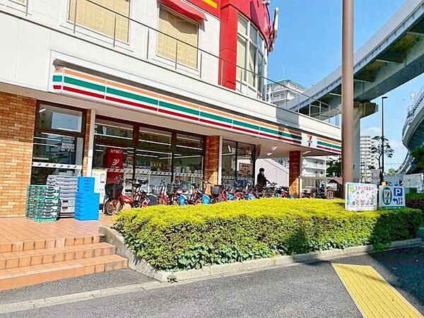 セブンイレブン江東枝川2丁目店 210m