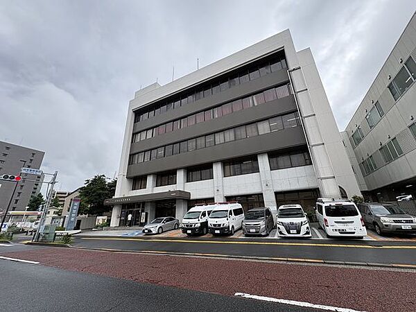 徒歩20分。城東警察署 1600m