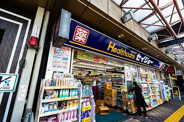 徒歩7分。ココカラファイン くすりのセイジョー亀戸店 550m