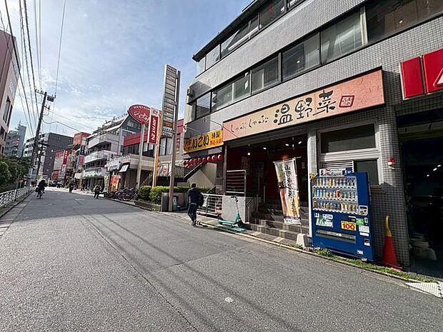 徒歩8分。しゃぶしゃぶ温野菜亀戸店 630m