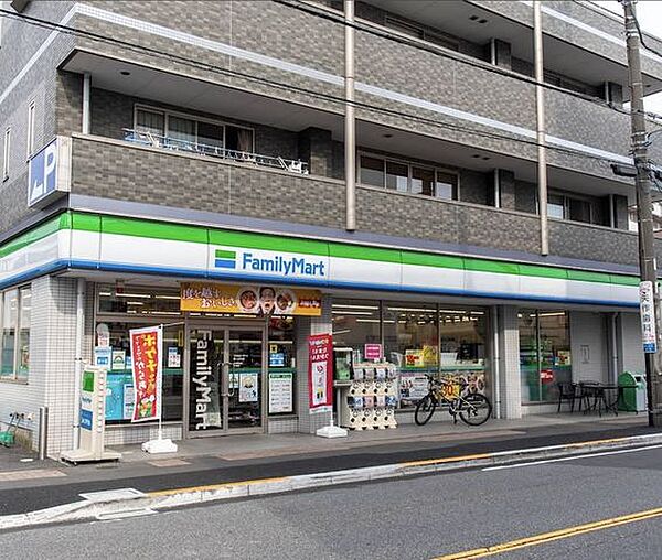 「ファミリーマート西一之江店」 310m