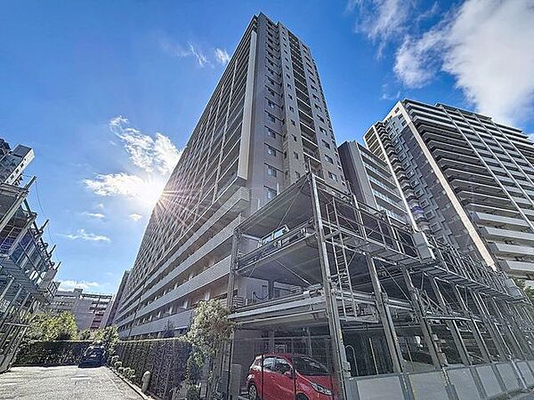 「京成千葉線　千葉中央駅」徒歩2分×複数線利用可能で、利便性に優れた住環境。南東向きの陽だまりハウスで新生活をお楽しみ下さい。