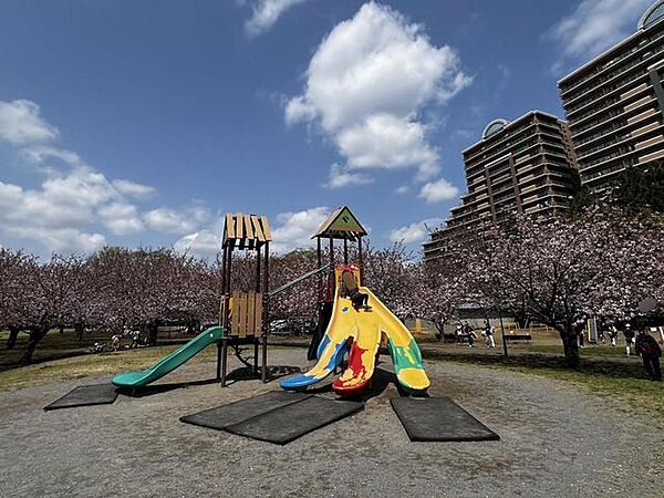 高州中央公園 440m