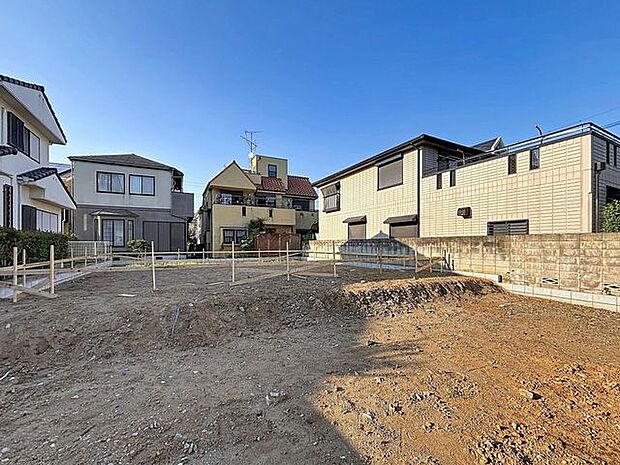 「~2階建て3LDK+2S~」18帖超えのLDK、豊富な収納、生活を彩る設備など、プラスワンのポイントが詰まった邸宅です。