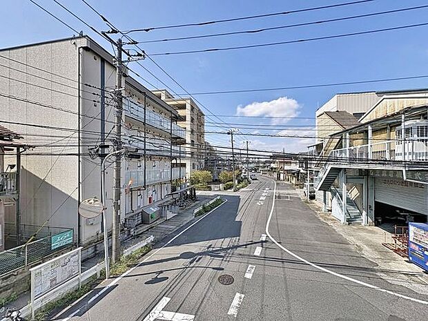 「眺望」心地よい風を感じながら、青空を眺め一息つくことのできる住空間です。