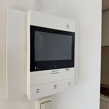 「TVモニター付きインターホン」