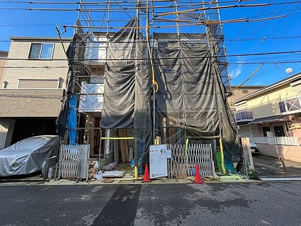 「~3階建て1LDK+2S~」16帖以上のLDK、豊富な収納、生活を彩る設備など、プラアスワンのポイントが詰まった邸宅です。。