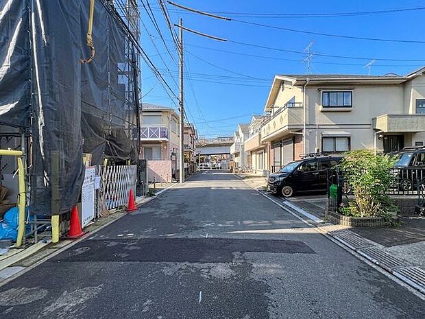 「前面道路」北側6m公道