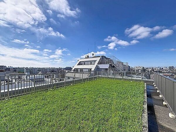 「眺望」心地よい風を感じながら、青空を眺め一息つくことのできる住空間です。