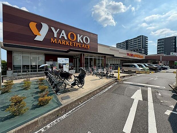 マツモトキヨシ三郷中央駅前店 1330m