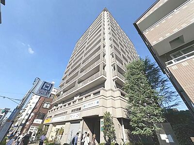 外観:「~ 藤和シティホームズ清澄庭園~毎日の暮らしにゆとりができる「清澄白河」駅徒歩1分。毎日の通勤・通学にも便利な立地です。 外観:「~ 藤和シティホームズ清澄庭園~毎日の暮らしにゆとりができる「清澄白河」駅徒歩1分。毎日の通勤・通学にも便利な立地です。