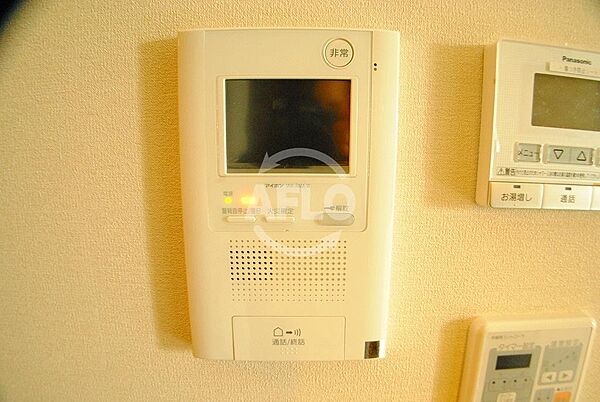 画像18:大阪福島タワー　モニター付きインターフォン
