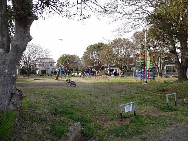【公園】グリーンタウン第3児童公園まで632ｍ