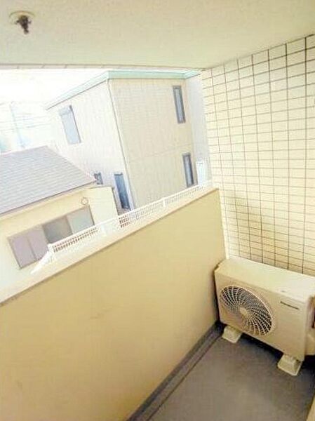現在の入居者が入居前の室内写真です。