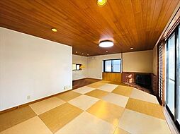 熊本市東区長嶺東3丁目　中古戸建 3SLDKのリビング/ダイニング