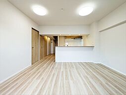 グランドマンションインペリアル水道町 3LDKのリビング/ダイニング