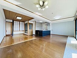 ハウベストマンション田迎一番館 1SLDKのリビング/ダイニング