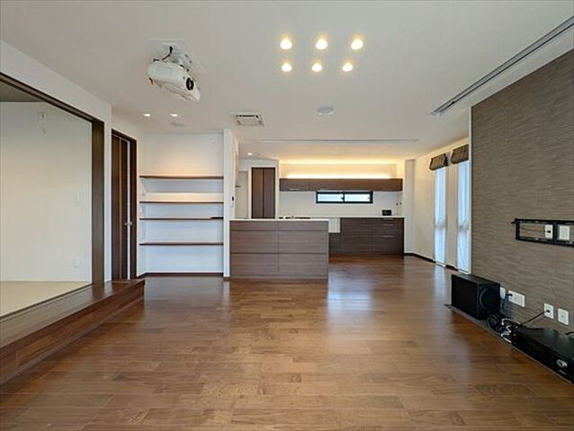 リビング/ダイニング 熊本市中央区出水7丁目