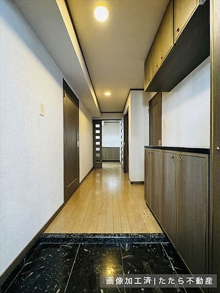 玄関を拡大表示