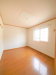 クリスマスローズII 1階2LDKのリビング/ダイニング