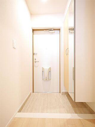 ブローテ・M_内装_0