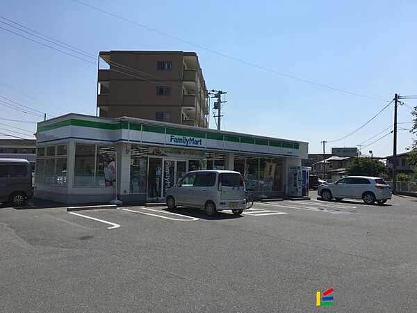 画像22:ファミリーマート玉名岩崎店 