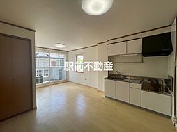 コンフォール 205 2階2LDKのリビング/ダイニング