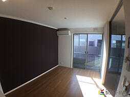 グレートハイム 102 1階2LDKのリビング/ダイニング