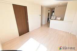 padure rege 103 1階2LDKのリビング/ダイニング