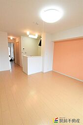 エアリーハウス 104 1階ワンルームのリビング/ダイニング