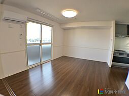 カーサステラII 302 3階1LDKのリビング/ダイニング