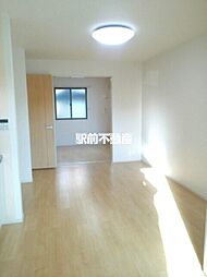 ソレイユ 102 1階1LDKのリビング/ダイニング