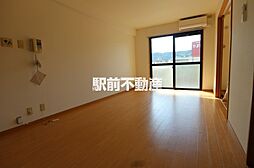 マウンテン・ヒル参番館 105 1階1LDKのリビング/ダイニング