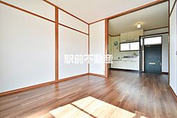 グリーンハイツ堤B棟 102 1階1LDKのリビング/ダイニング