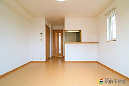 ベル・プロムナ−ドＣ棟 201 2階1LDKのリビング/ダイニング