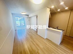 リーヴII 104 1階1LDKのリビング/ダイニング