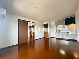 ネオポリス都A棟 203 2階2LDKのリビング/ダイニング