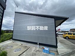 6 / 23