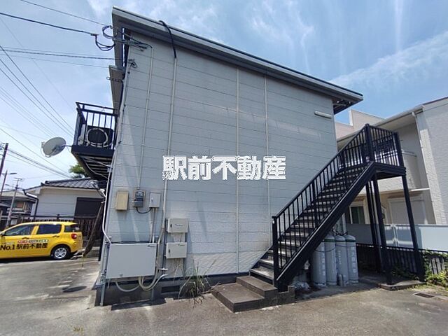 6 / 18