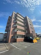 二日市駅より徒歩7分 築18年7ヶ月 6階建の賃貸物件
