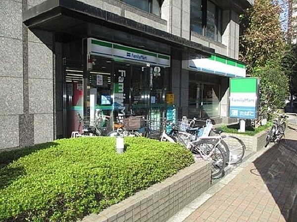 ファミリーマート大森ベルポート前店 徒歩2分。 150m