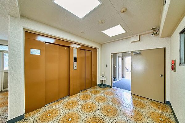 エレベーター