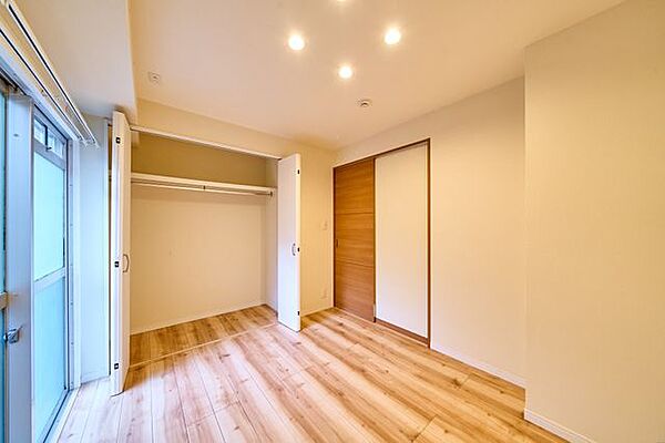 クローゼットの付いたお部屋です。