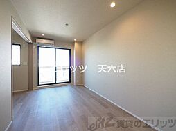 RET:umekita 4階1LDKのリビング/ダイニング