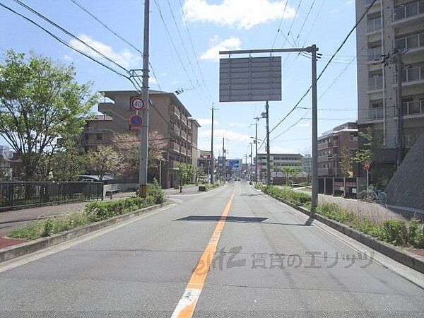 画像20:前面道路